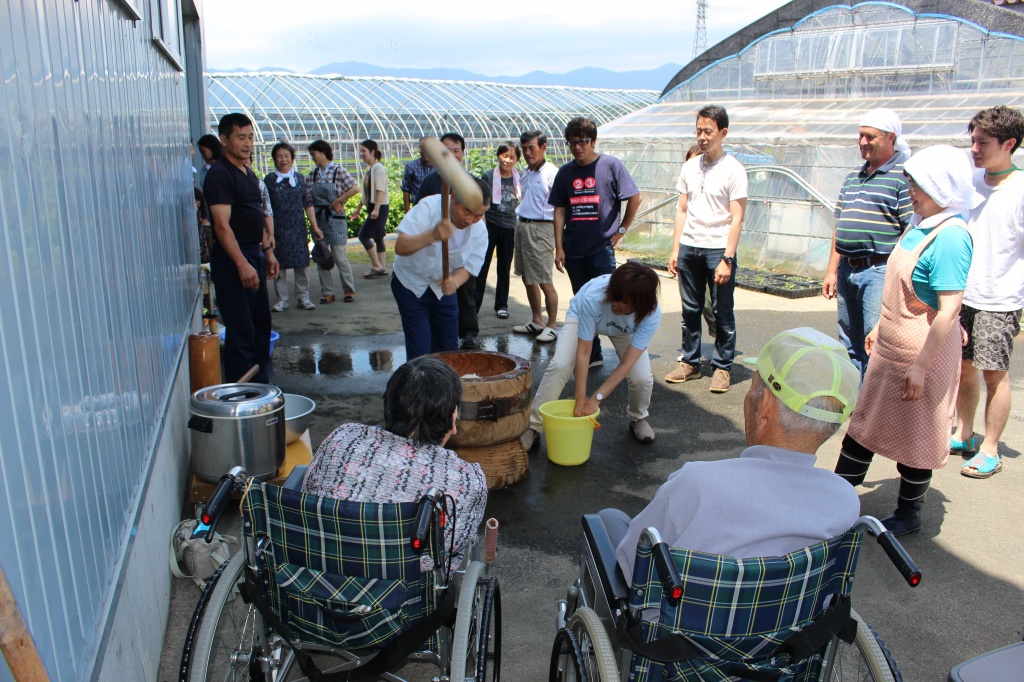 ”向町七区”夏祭りもちつき大会